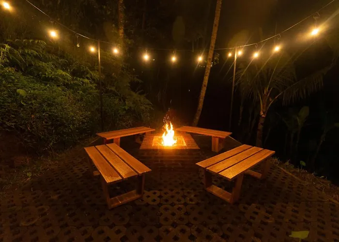 Bobocabin Ubud, Bali ウブド