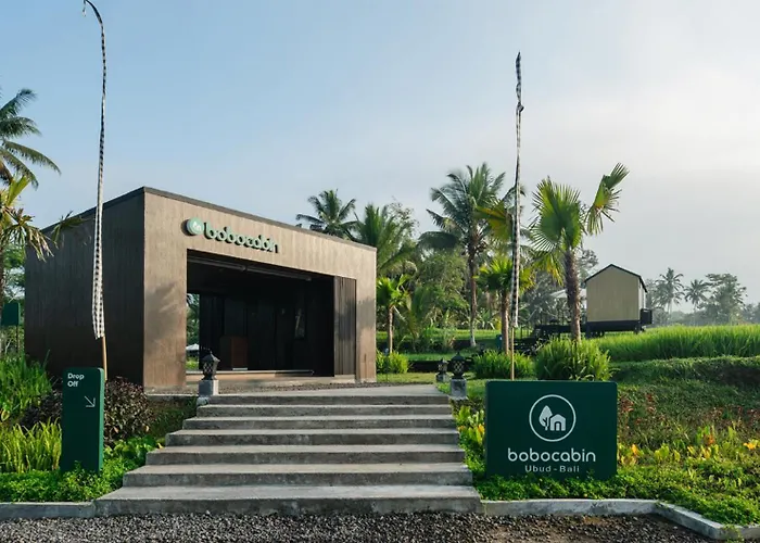リゾート Bobocabin Ubud, Bali 4*